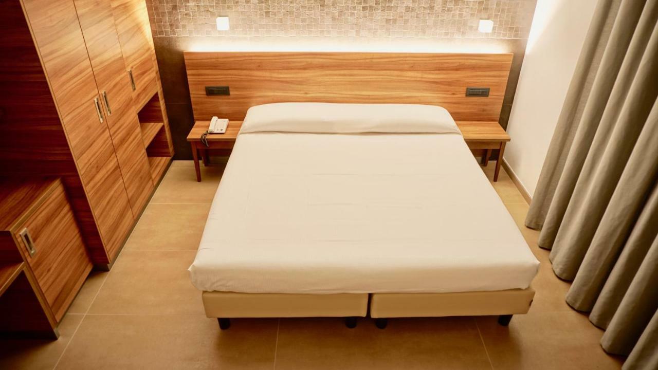 Hotell Kolping Casa Domitilla 3*